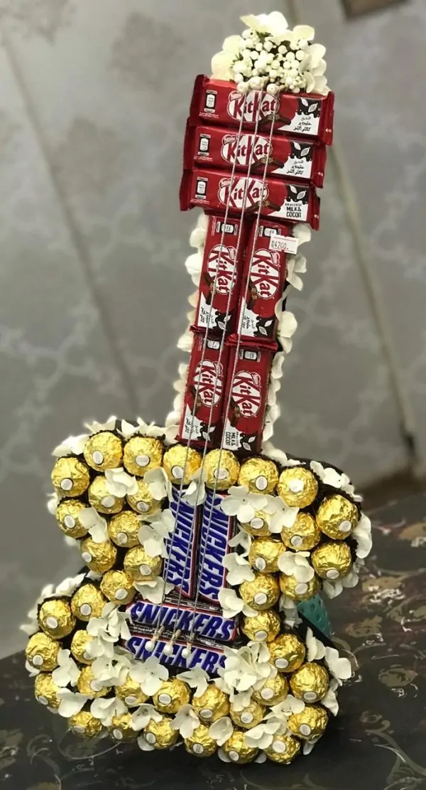 Chocolate Arrnagement - Sendflowers.pk
