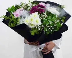 Mid Night Bouquet Delivery Lahore