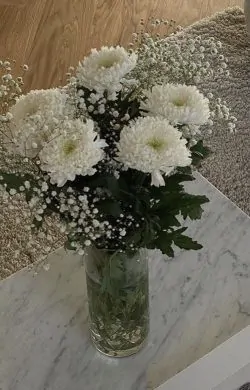 Vase Arrangement - Sendflowers.pk