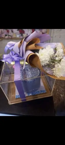 Acrylic Box Cake - Sendflowers.pk