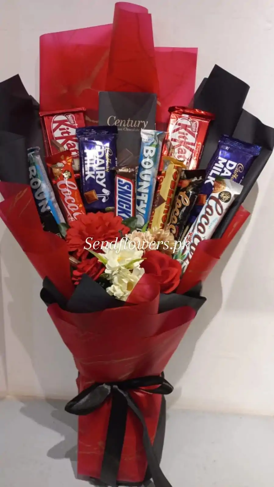 Valentine Flower and Gifts Lahore - SendFlowers.pk
