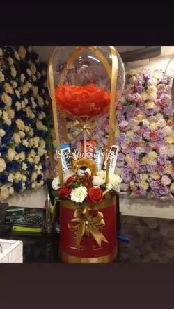 Valentine Balloon Box Lahore - SendFlowers.pk