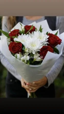 Flowers delivery to Pakistan - SendFlowers.pk