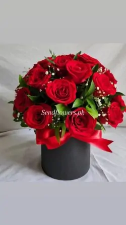 Valentine's Day Roses to Pakistan from Australia - SendFlowers.pk