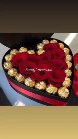 Valentine Flower & Chocolate Lahore - SendFlowers.pk