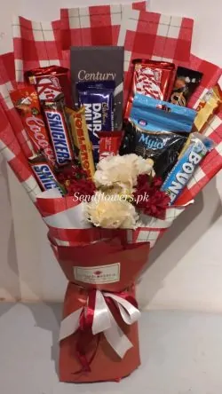 Send Valentine Chocolates to Pakistan - SendFlowers.pk