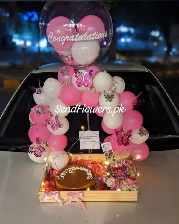 Gift Basket Delivery Lahore - SendFlowers.pk