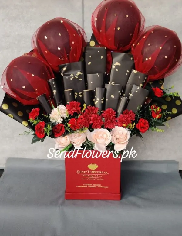 Valentine's Day Gifts Hamper Lahore - SendFlowers.pk