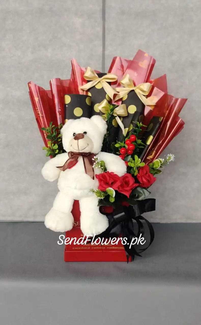 Valentine Gift Ideas Lahore - SendFlowers.pk
