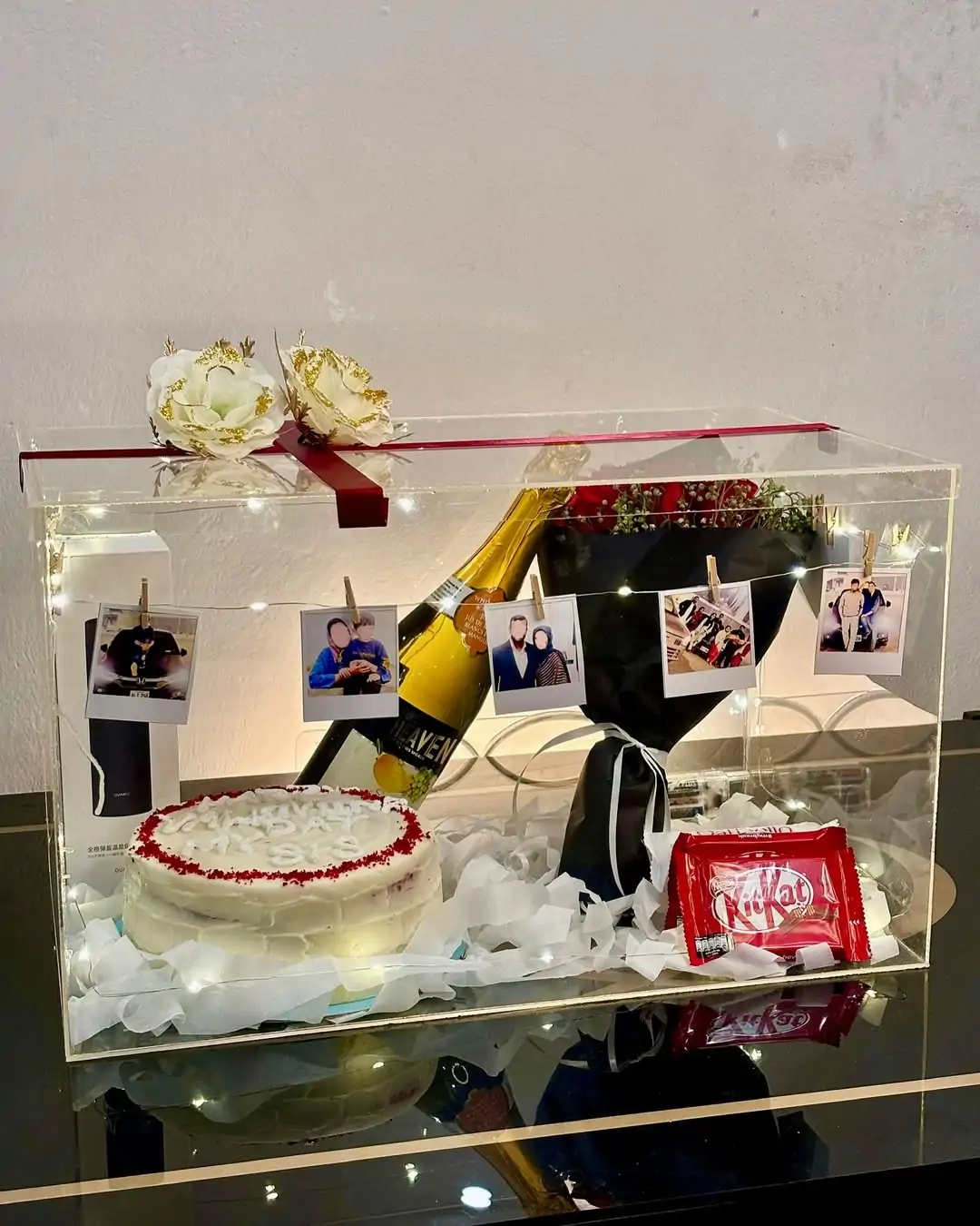 Valentine's Day Gift Boxes Lahore - SendFlowers.pk
