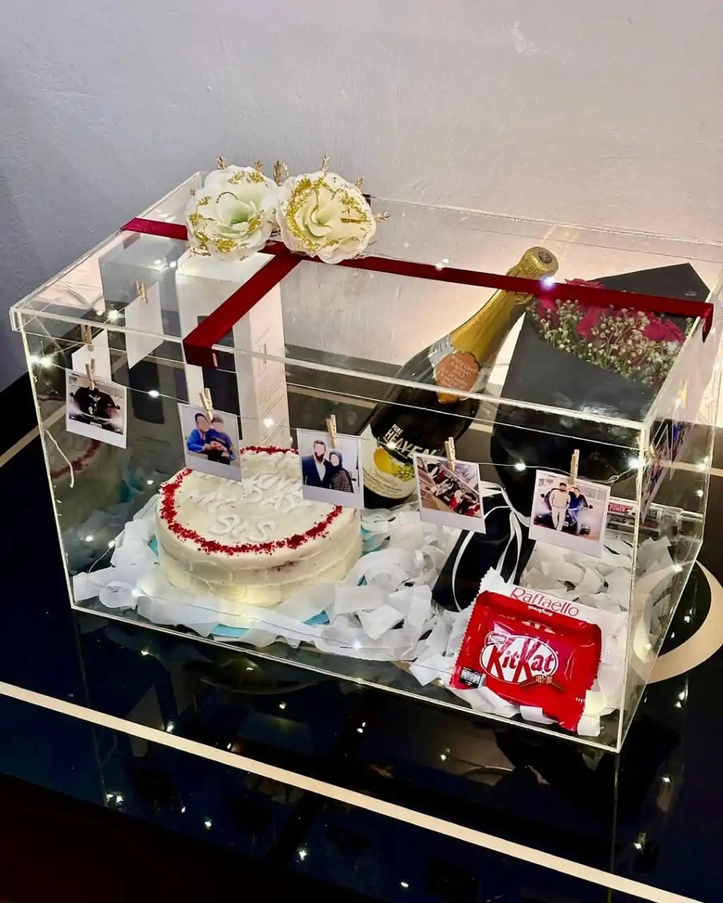Valentine's Day Gift Boxes Lahore - SendFlowers.pk